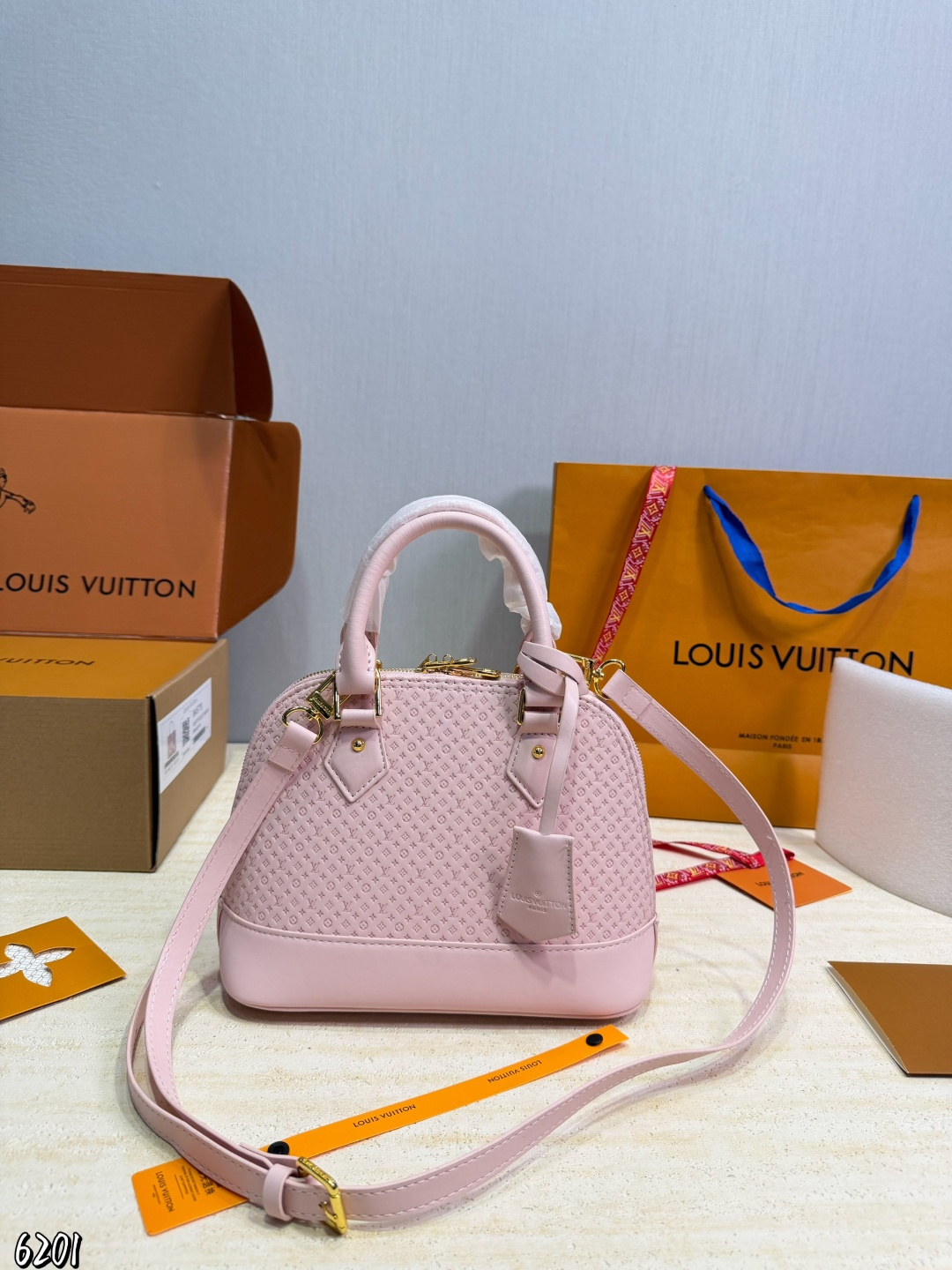 Louis Vuitton LV Women's Gift Box Included | Luxury Designer Fashion Accessory